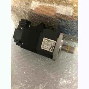 One Mitsubishi Hg-Mr23b Ac Hgmr23b Servo Motor New Retail Factory